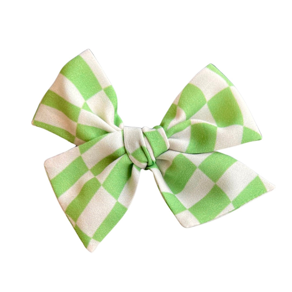 Wavy Check in Green :: Mini Voyager Bow