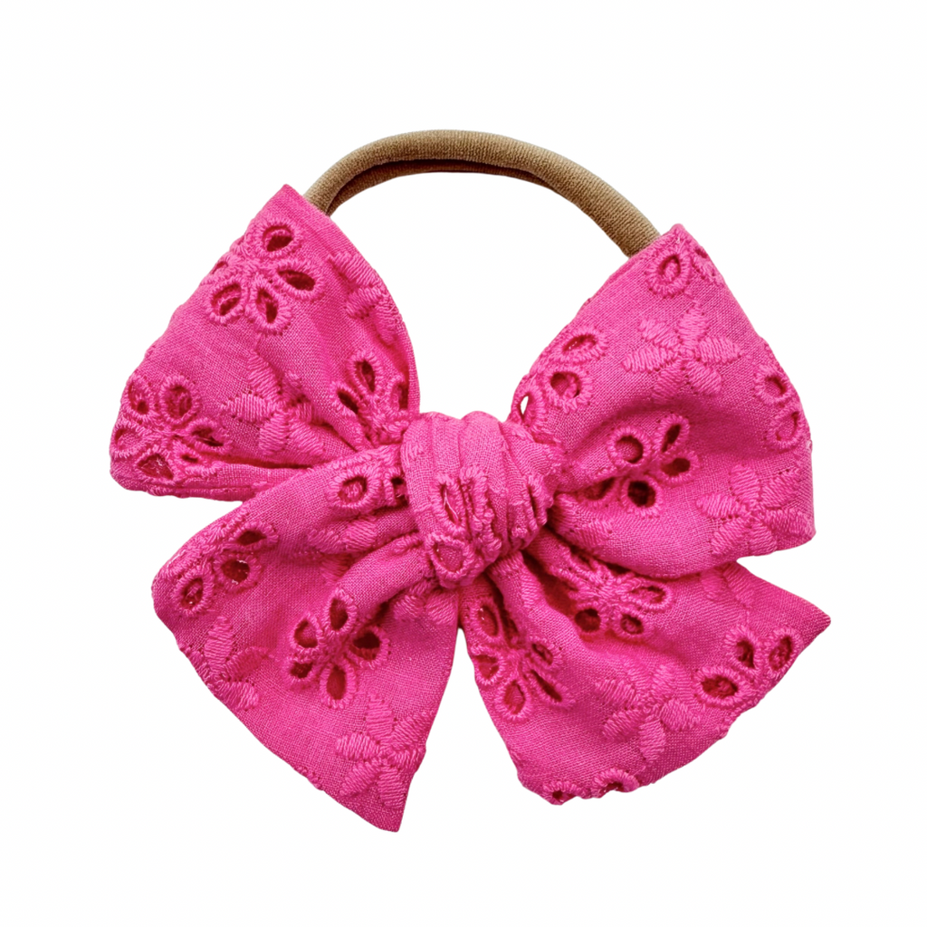 Hot Pink Eyelet :: Mini Voyager Bow