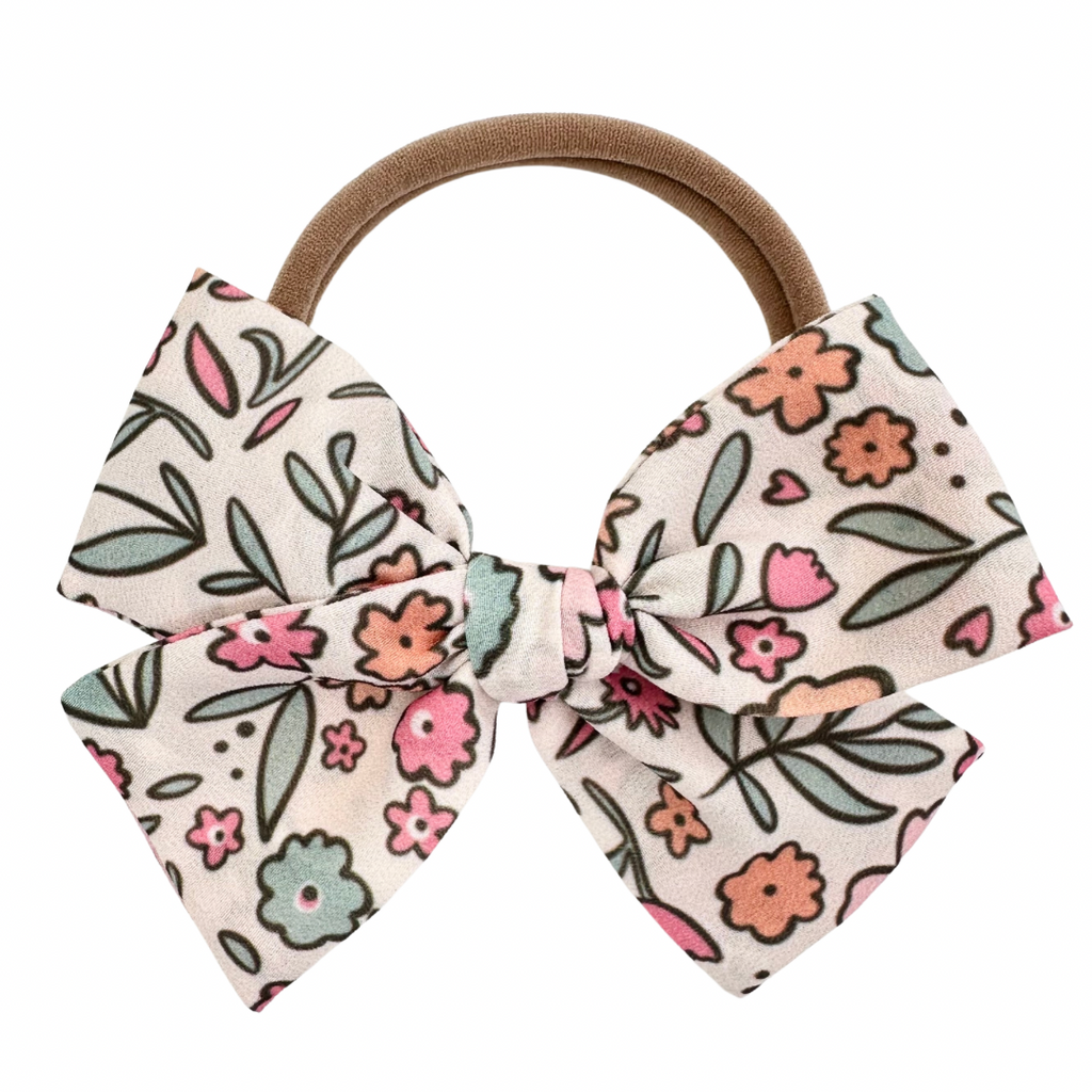 Sweetheart Floral :: Mini Voyager Bow