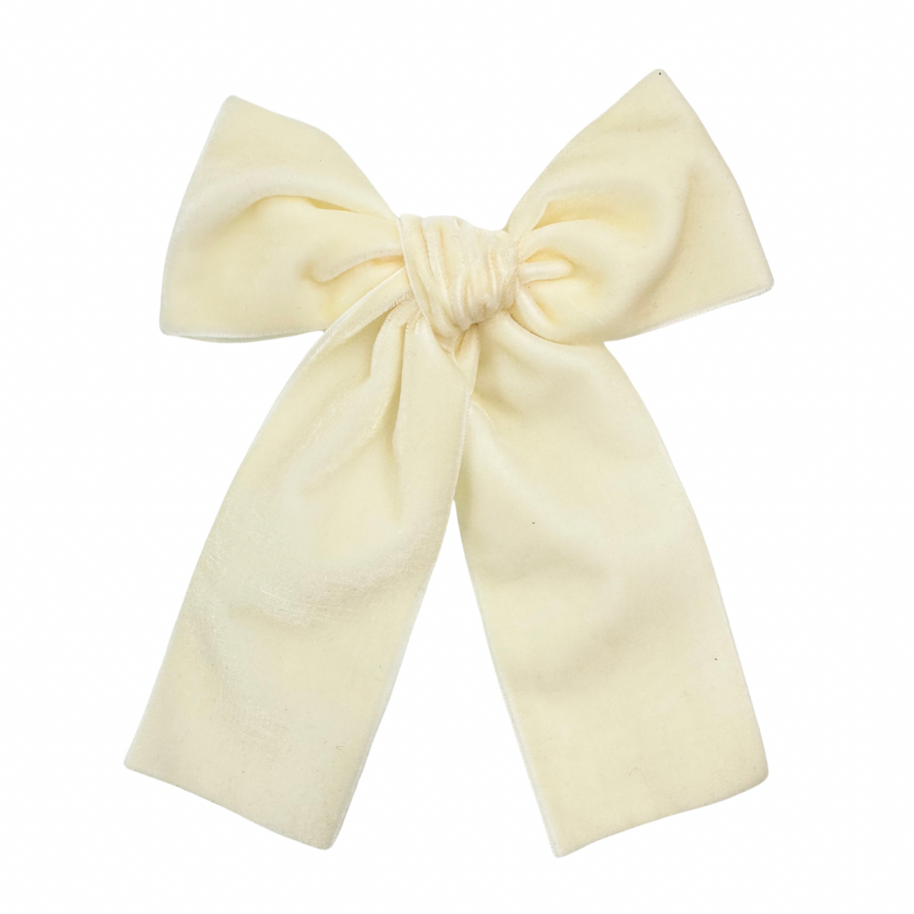 Ivory Velvet :: Oversized Ribbon Traveler