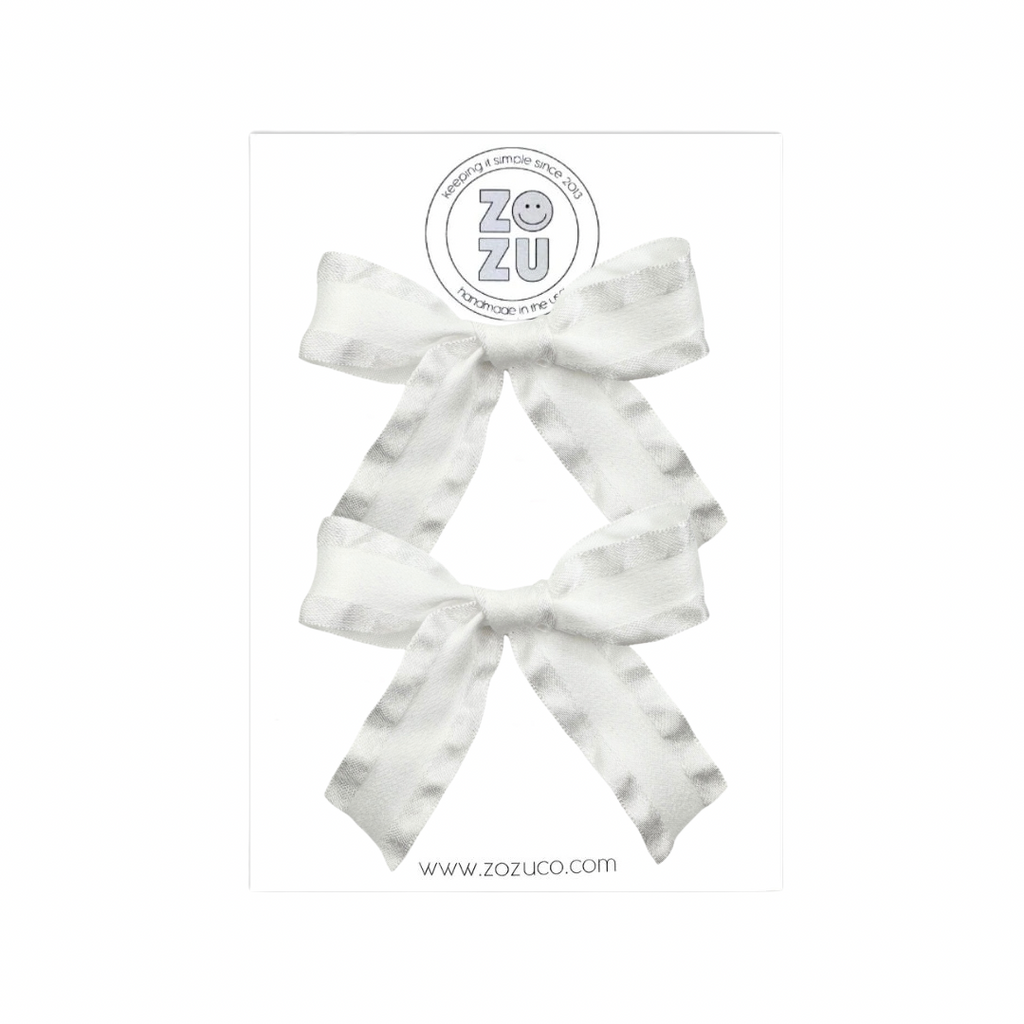 White Ruffle Edge Ribbon :: Mini Explorer Pigtail Set