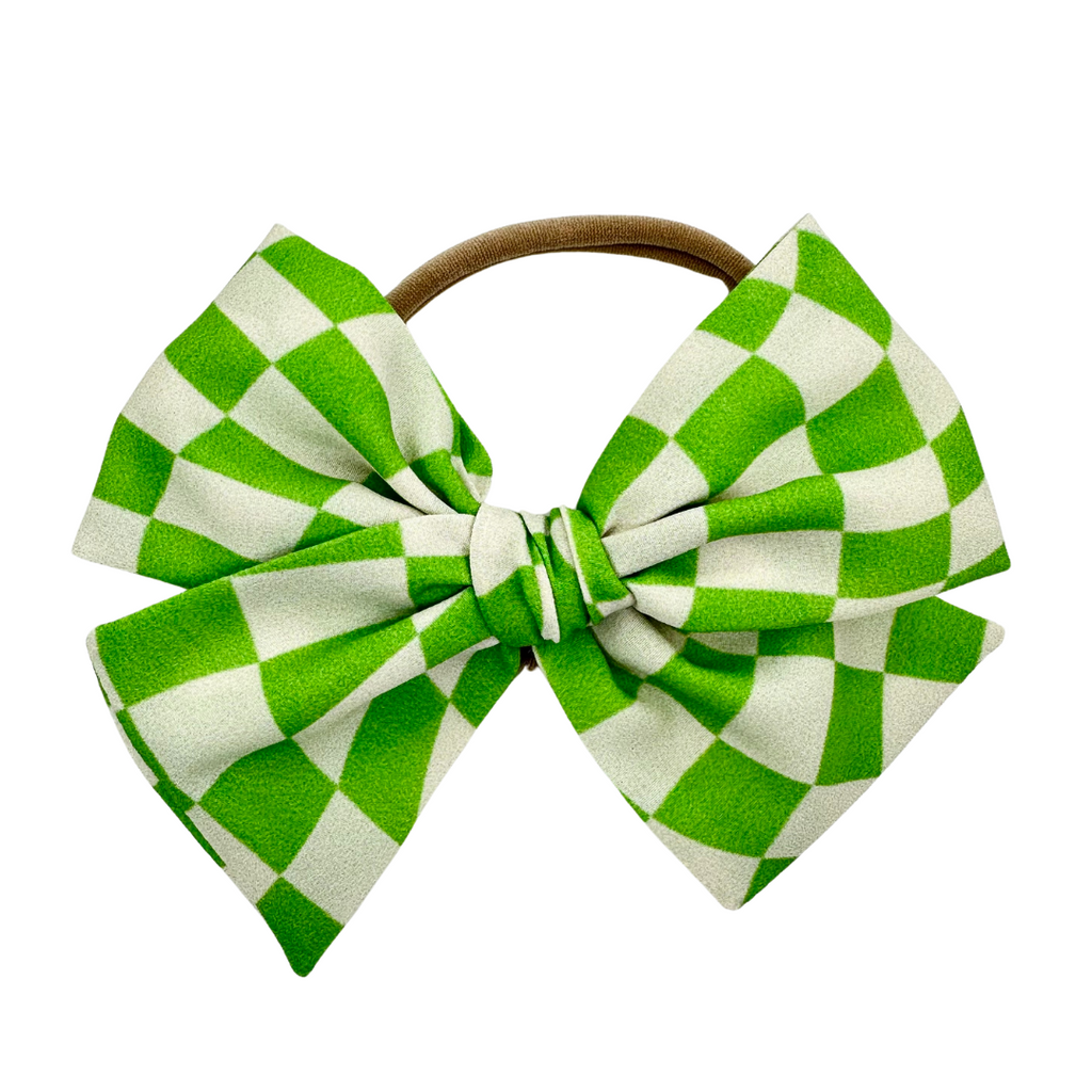 Wavy Check in Green :: Voyager Bow