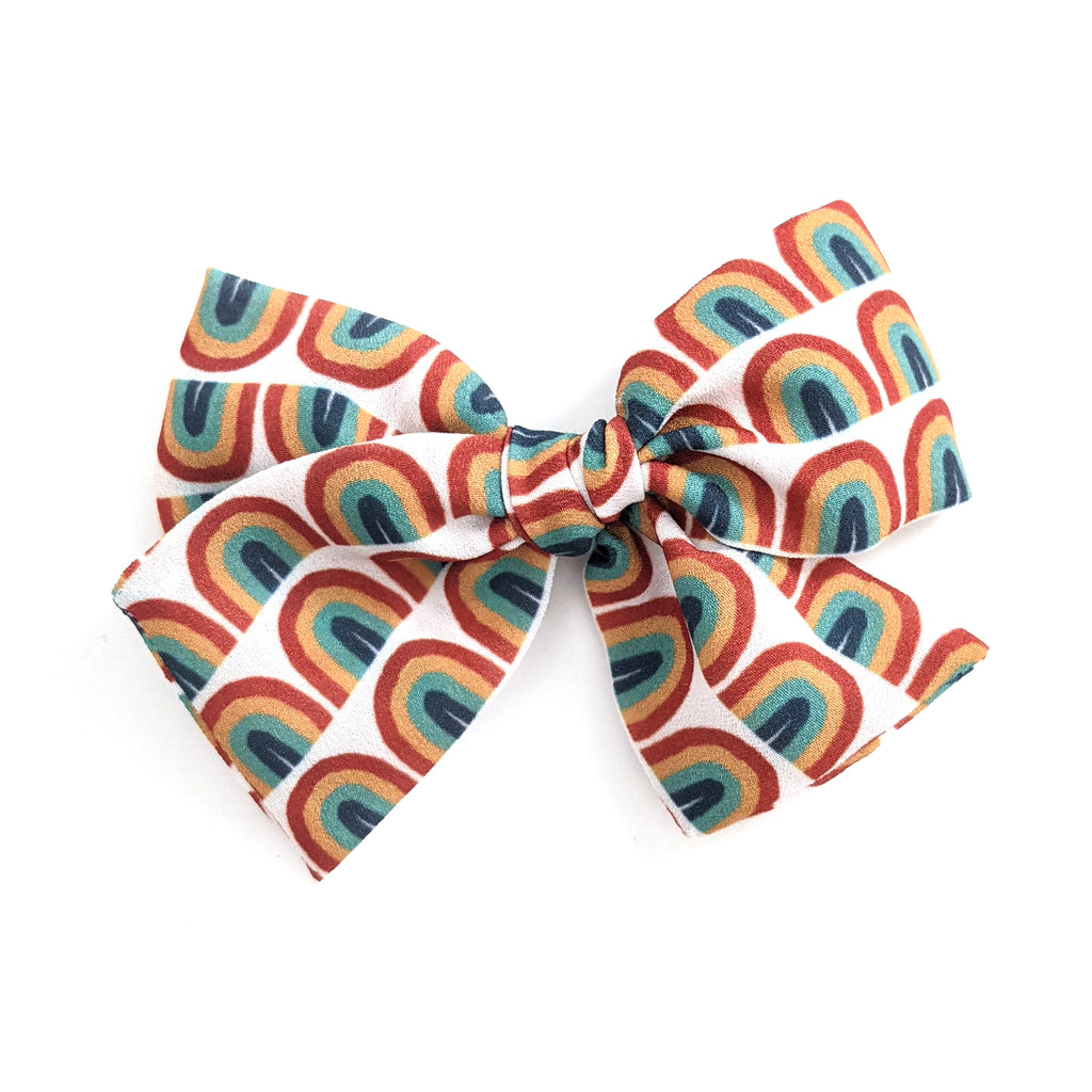 Retro Rainbow :: Indy and Pippa Bow