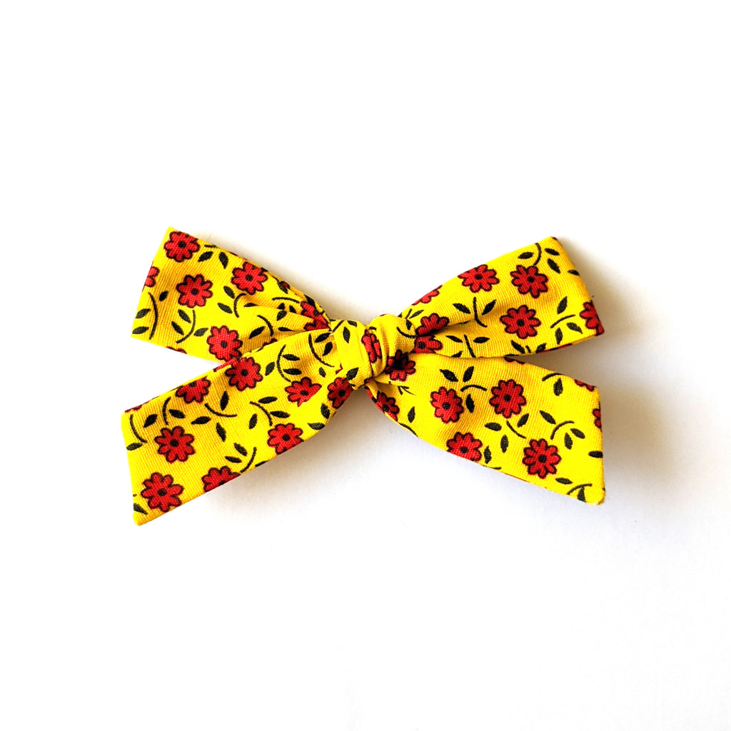 Summer Daisies :: Explorer Bow